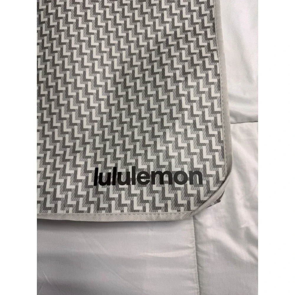 lululemon athletica new gray